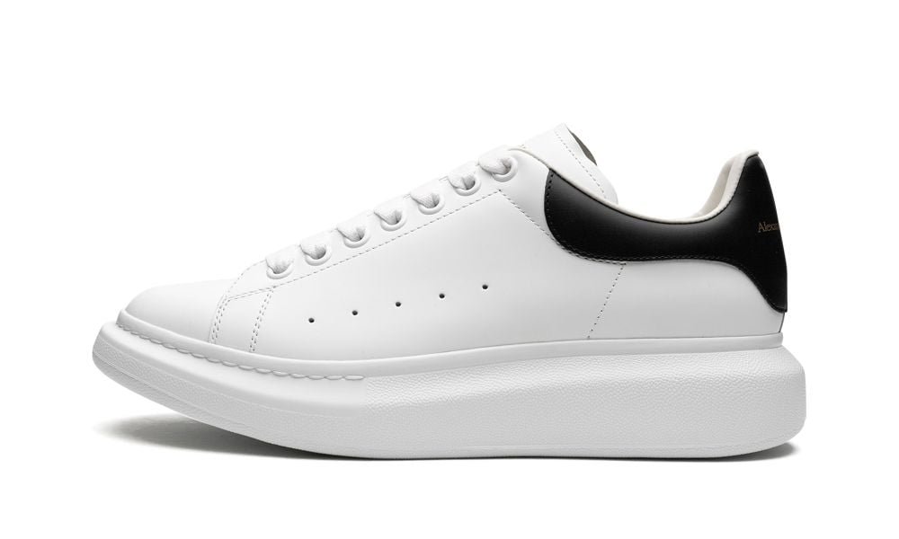 Alexander McQueen Oversized Sneakers – Classic Monochrome Magic