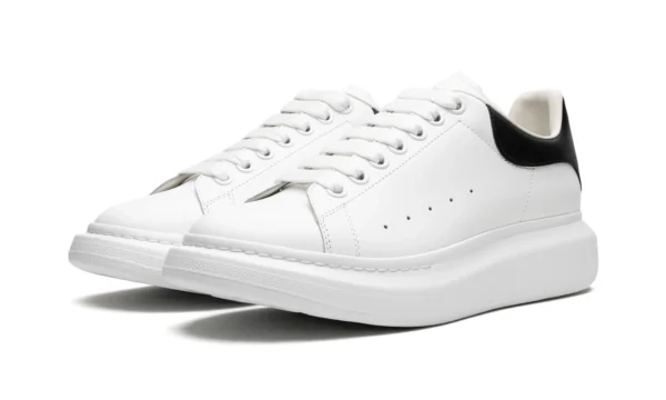 alexander mcqueen oversized sneakers 15501484 45658470 2048